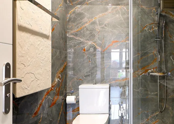 Playa De San Lorenzo *